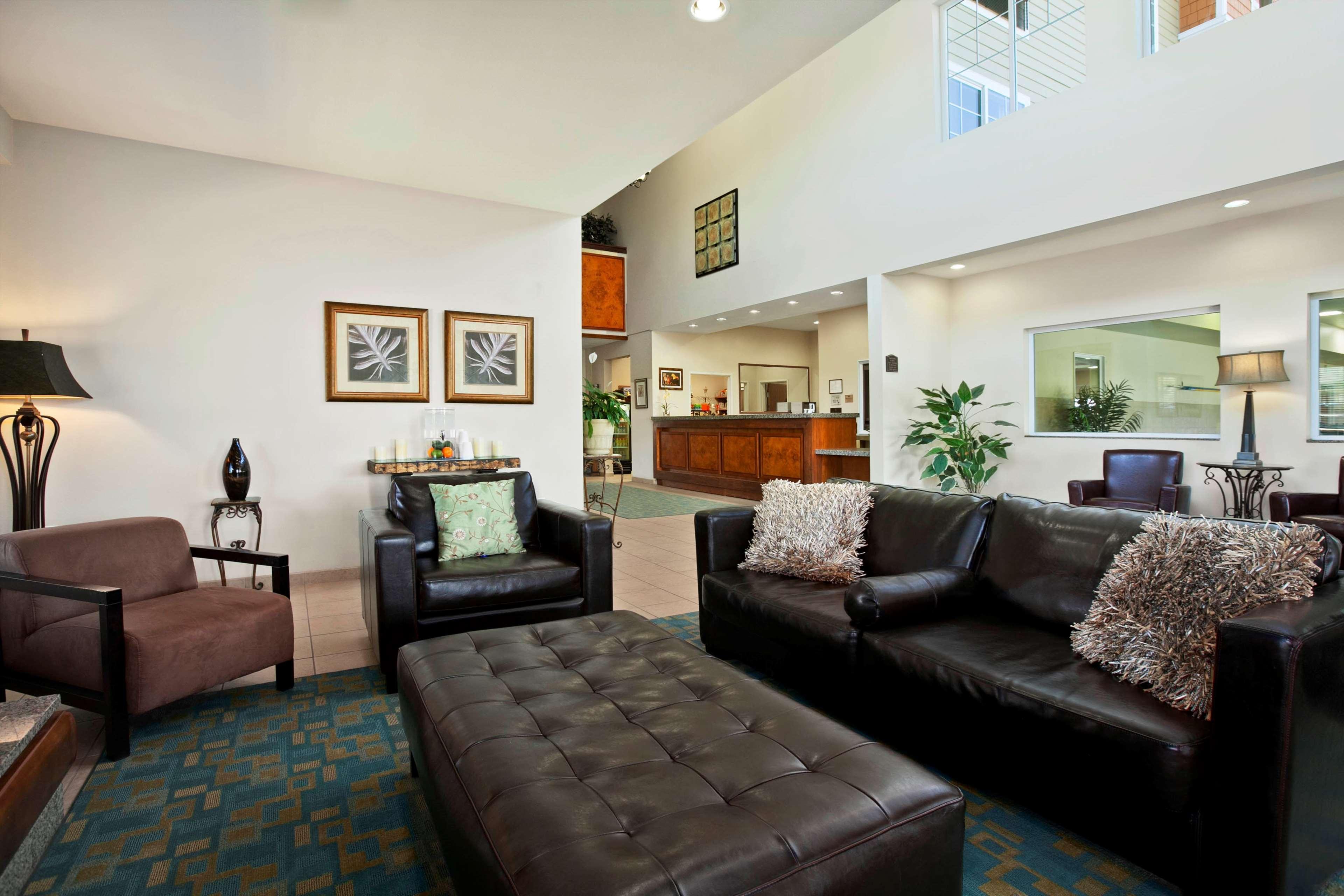Best Western Plus Peppertree Inn At Omak Zewnętrze zdjęcie