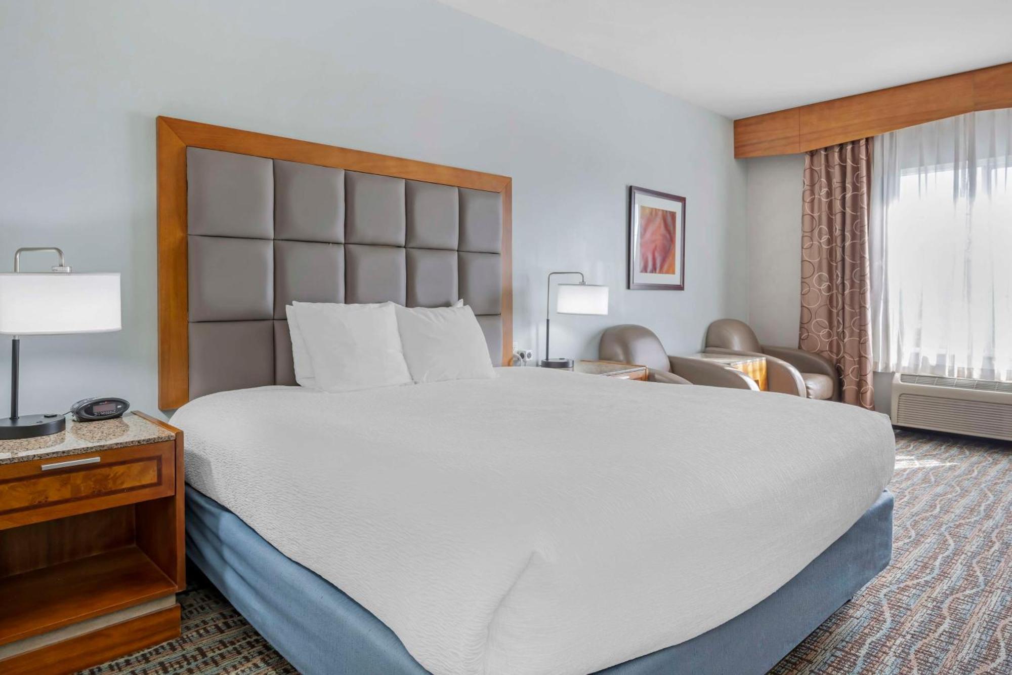 Best Western Plus Peppertree Inn At Omak Zewnętrze zdjęcie